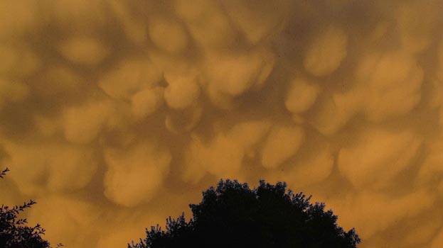 “Cumulus Mammatus” – Ann Howell - Digital Photography - 3648px × 2048px - $250 - visualqs@hotmail.com